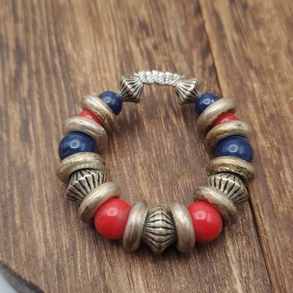 Tibetan‎ wreath hoop pendant